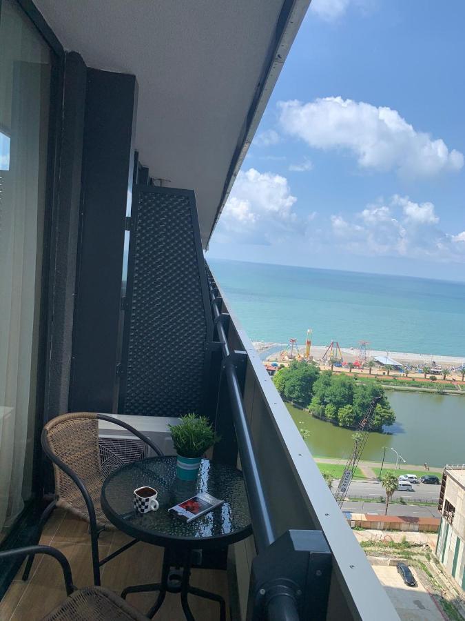 Orbi City Elit Class Suit Batumi Exteriör bild